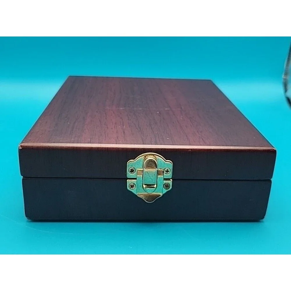 Elegant Sommelier Wine Set Wood Case Stopper, Corkscrew, Bottle Collar